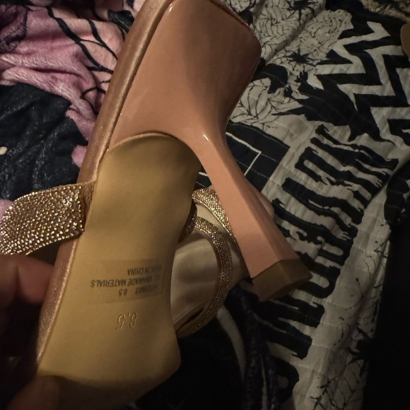 Fashion nova elegant rose gold pumps - Picture 7 of 8